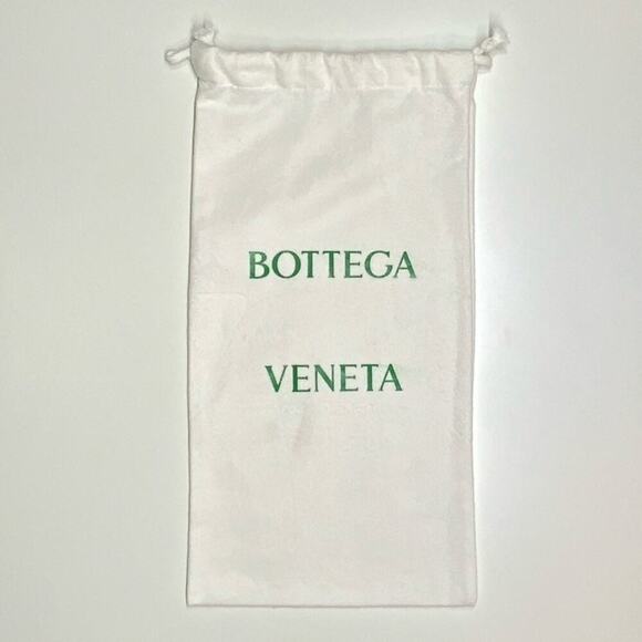 Bottega Veneta | Dust Bag | White/Green | Approx. H 16.25 x W 8.5 inch - Picture 1 of 8